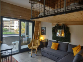 Roomy studio near town and ski lift, free WiFi and parking